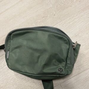 lululemon athletica Forest Green Belt Bag